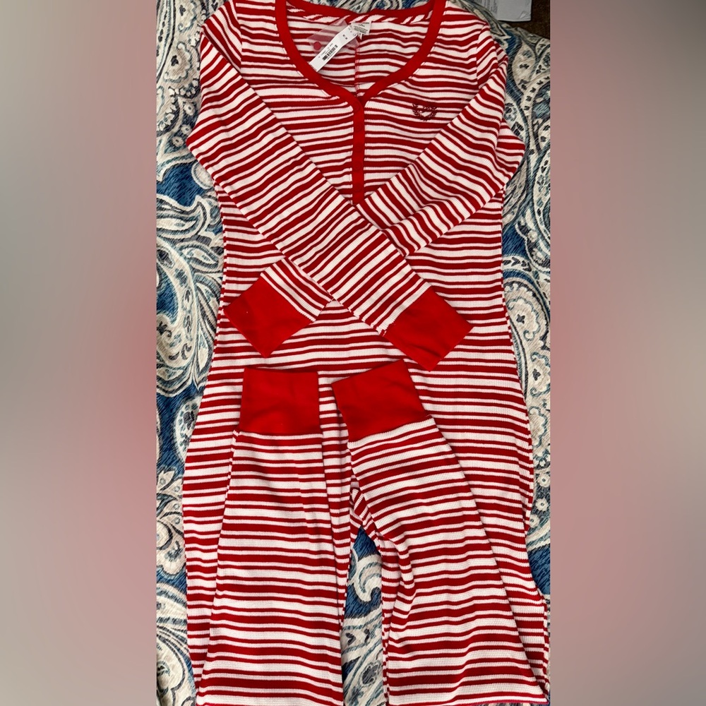 Victoria’s Secret PINK One Piece Thermal Pajamas Candy Cane Striped Logo Size M